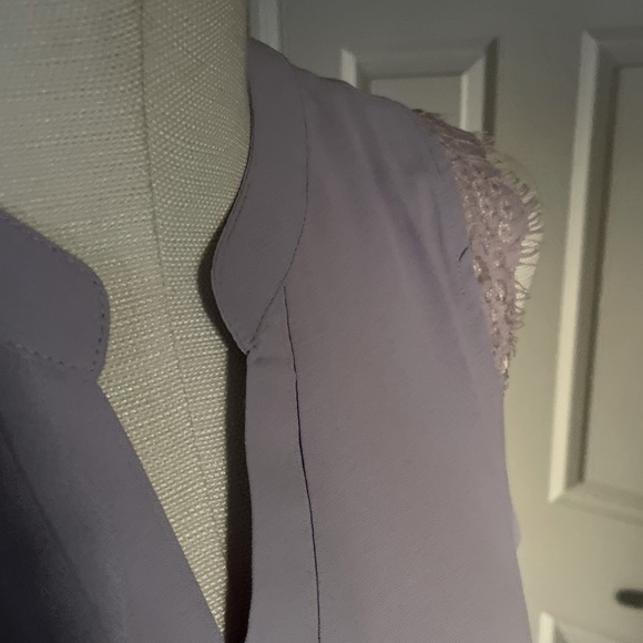 Lilac sleeveless lace trim blouse - Picture 7 of 7